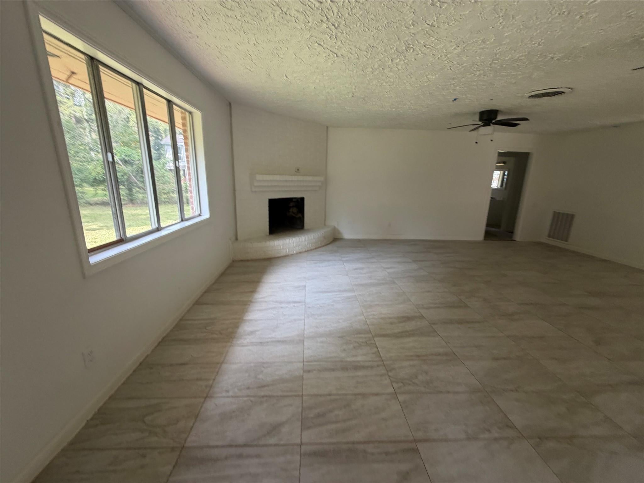 132 White Oak Drive N