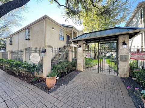 Photo of 2700 Revere Street #140, Houston, TX 77098 (MLS # 29920335)