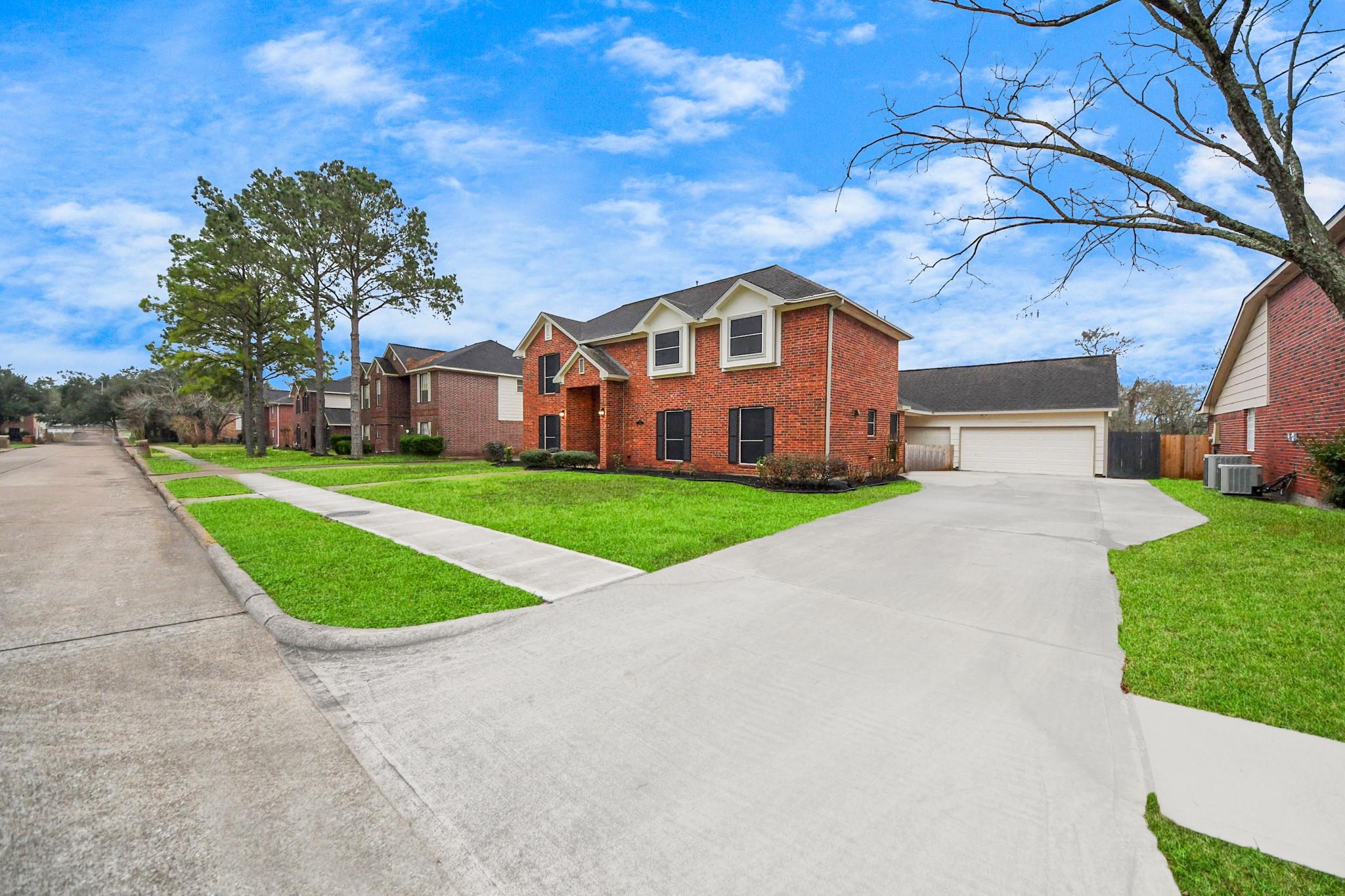 1410 Long View Drive