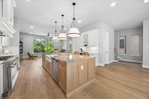 Photo of 14005 Vista Reserve Place, Houston, TX 77079 (MLS # 96830418)