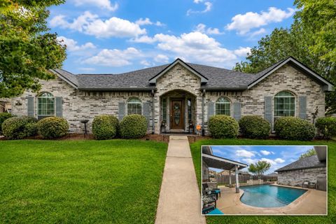 Homes For Sale - 312 Torrey Court<br/> Galveston County, League City, TX 77573