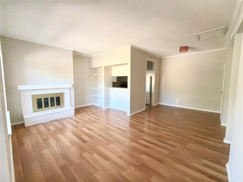 Photo of 728 Bering Drive #10, Houston, TX 77057 (MLS # 50616950)