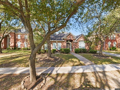 Photo of 1906 Gray Birch Drive, Sugar Land, TX 77479 (MLS # 85320782)