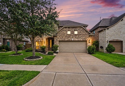 Photo of 729 Angelina Street, Webster, TX 77598 (MLS # 64892470)