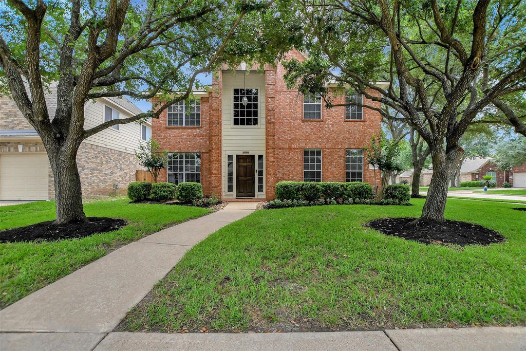 Photo of 7802 Autumn Hollow Lane, Houston, TX 77041 (MLS # 83298437)