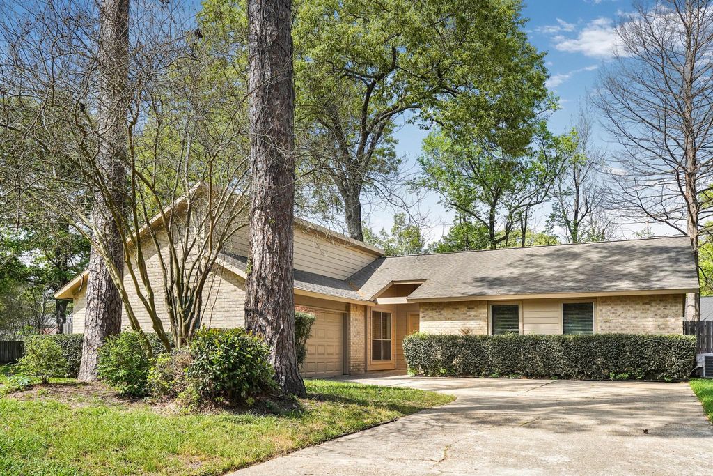 Photo of 3203 Silver Falls Drive, Kingwood, TX 77339 (MLS # 60217513)