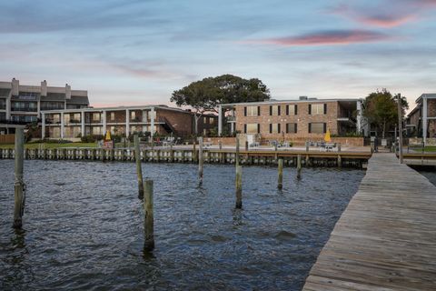 Condo For Sale - 3535 Nasa Rd 1 Parkway #20<br/> Seabrook, TX 77586