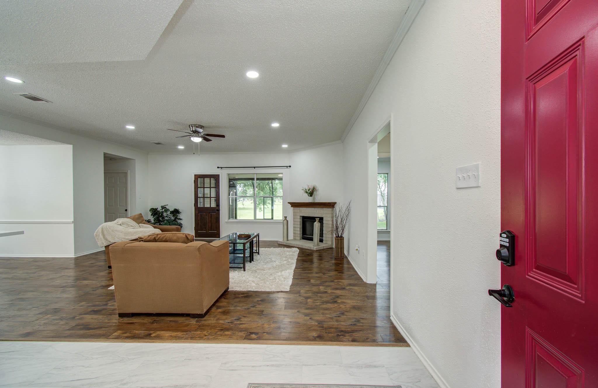 806 Country Place Blvd Street