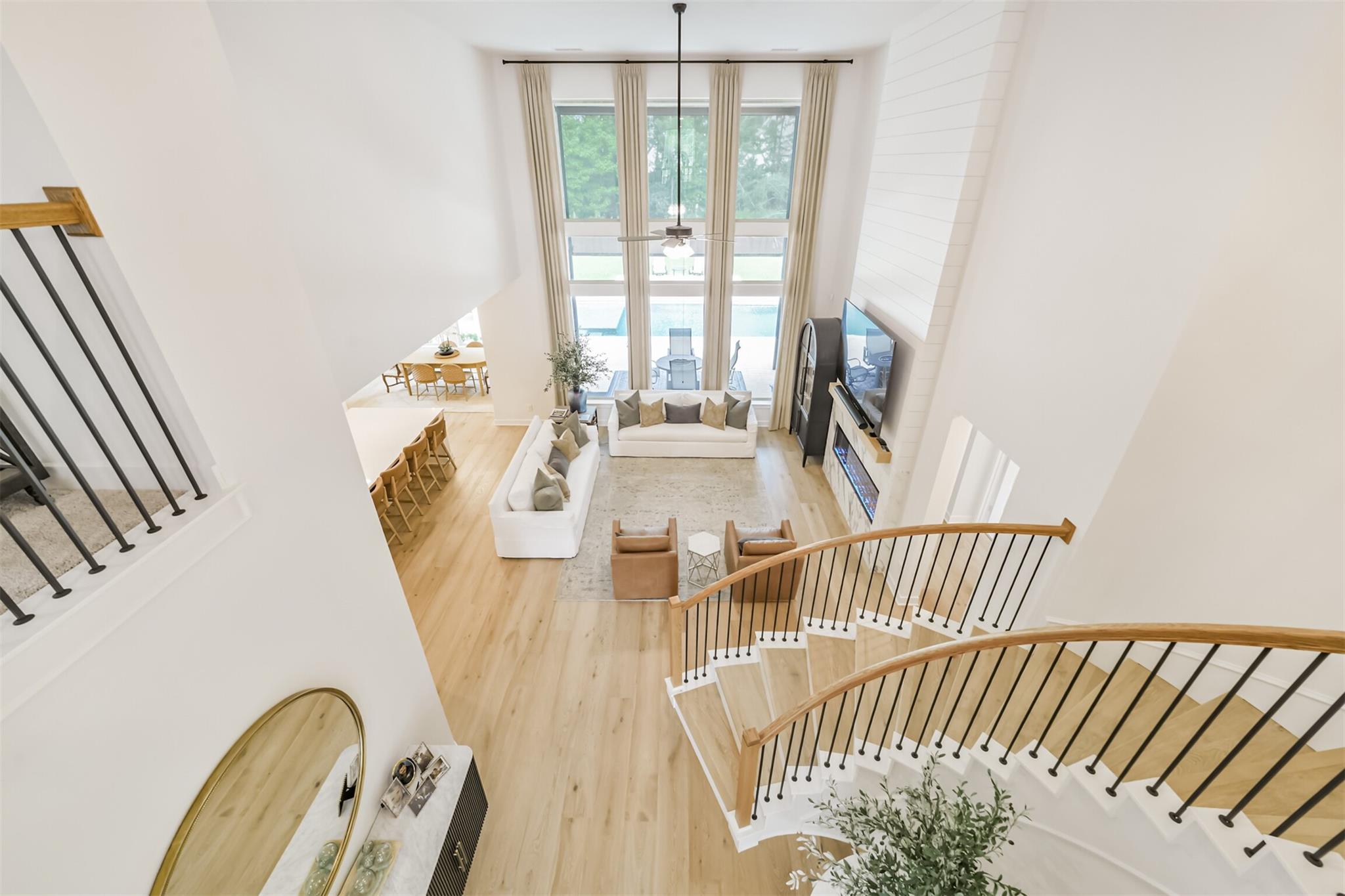 145 Sweeping Valley Drive