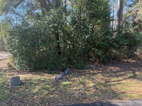 Photo of 299 Cypress Drive, Conroe, TX 77304 (MLS # 79562619)