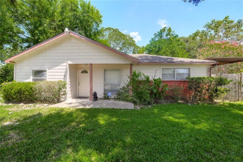 Homes For Rent - 3627 Thistle Street<br/> Houston, TX 77047