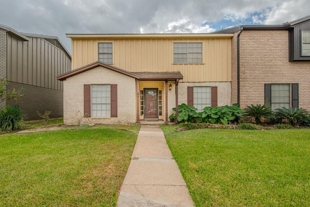 Photo of 5975 Townhouse Lane, Beaumont, TX 77707 (MLS # 7069739)