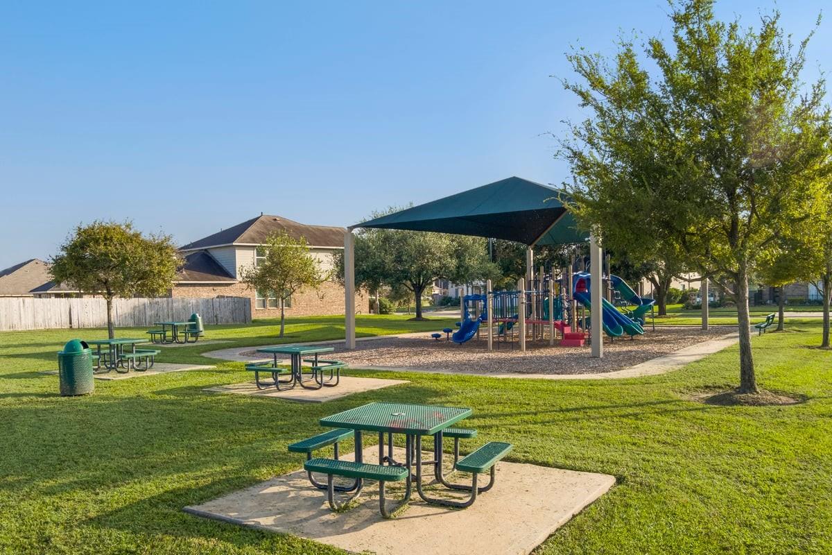 3202 Saint Cecile Lane