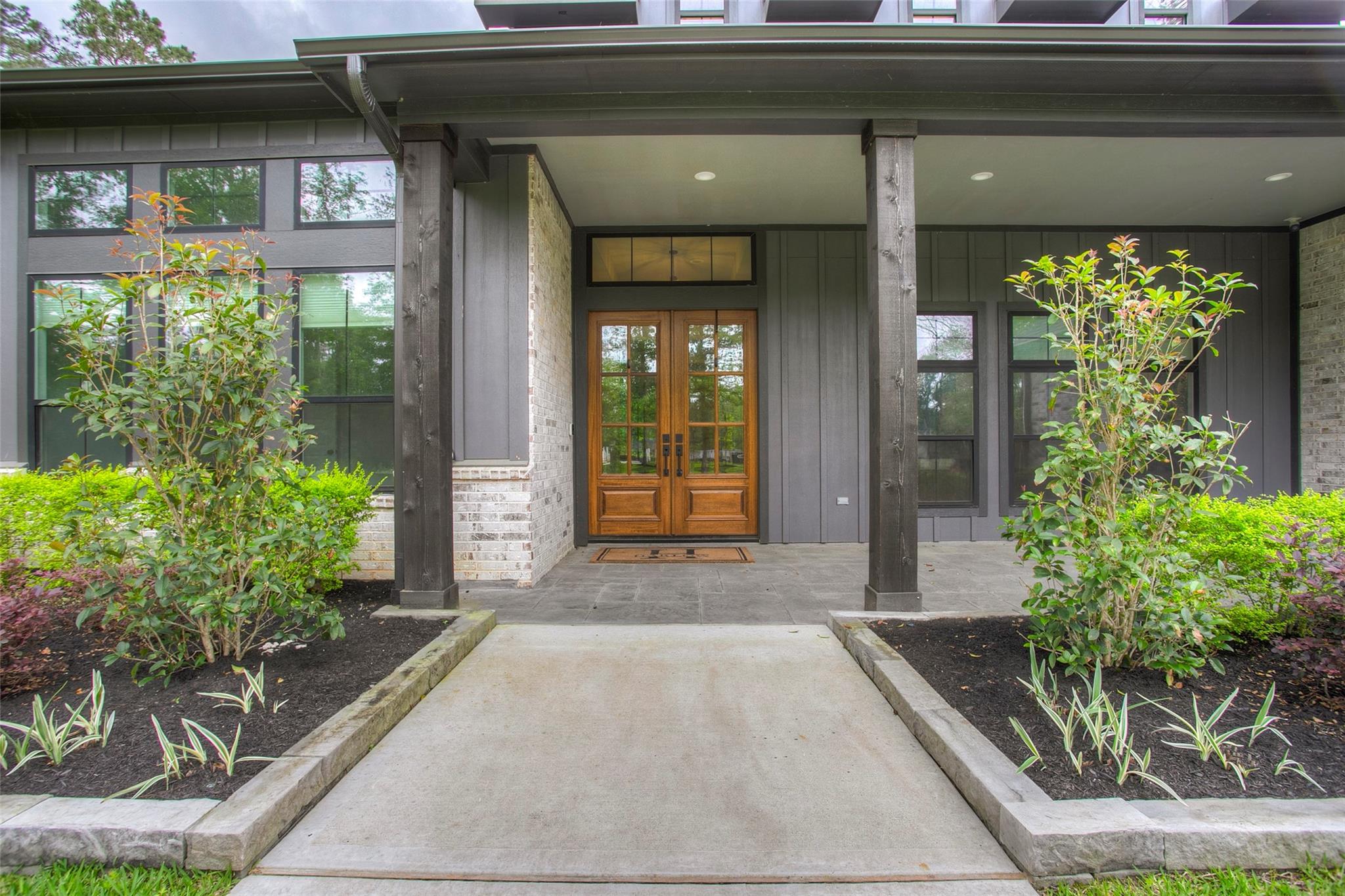 12915 Oak Barrel Road