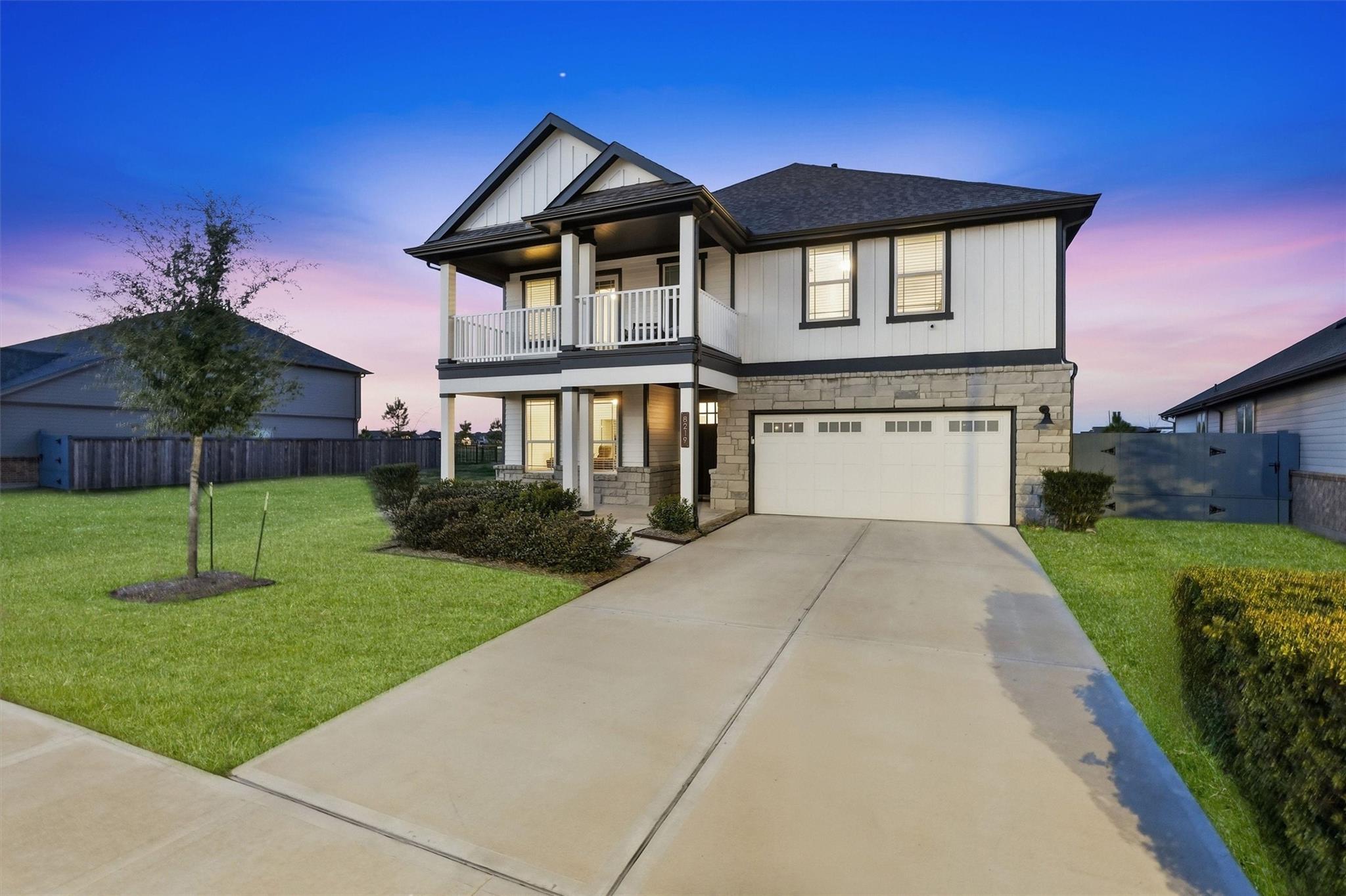 8219 Red Shiner Way