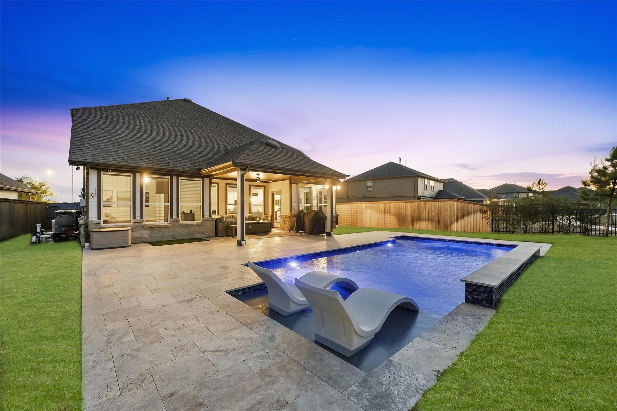 8219 Red Shiner Way