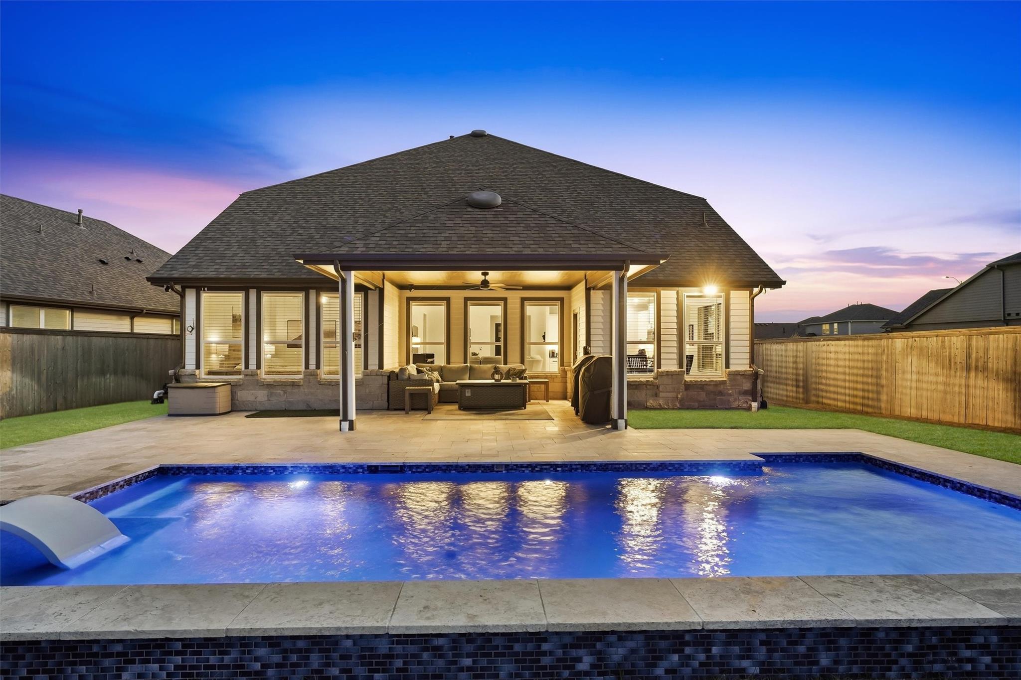 8219 Red Shiner Way