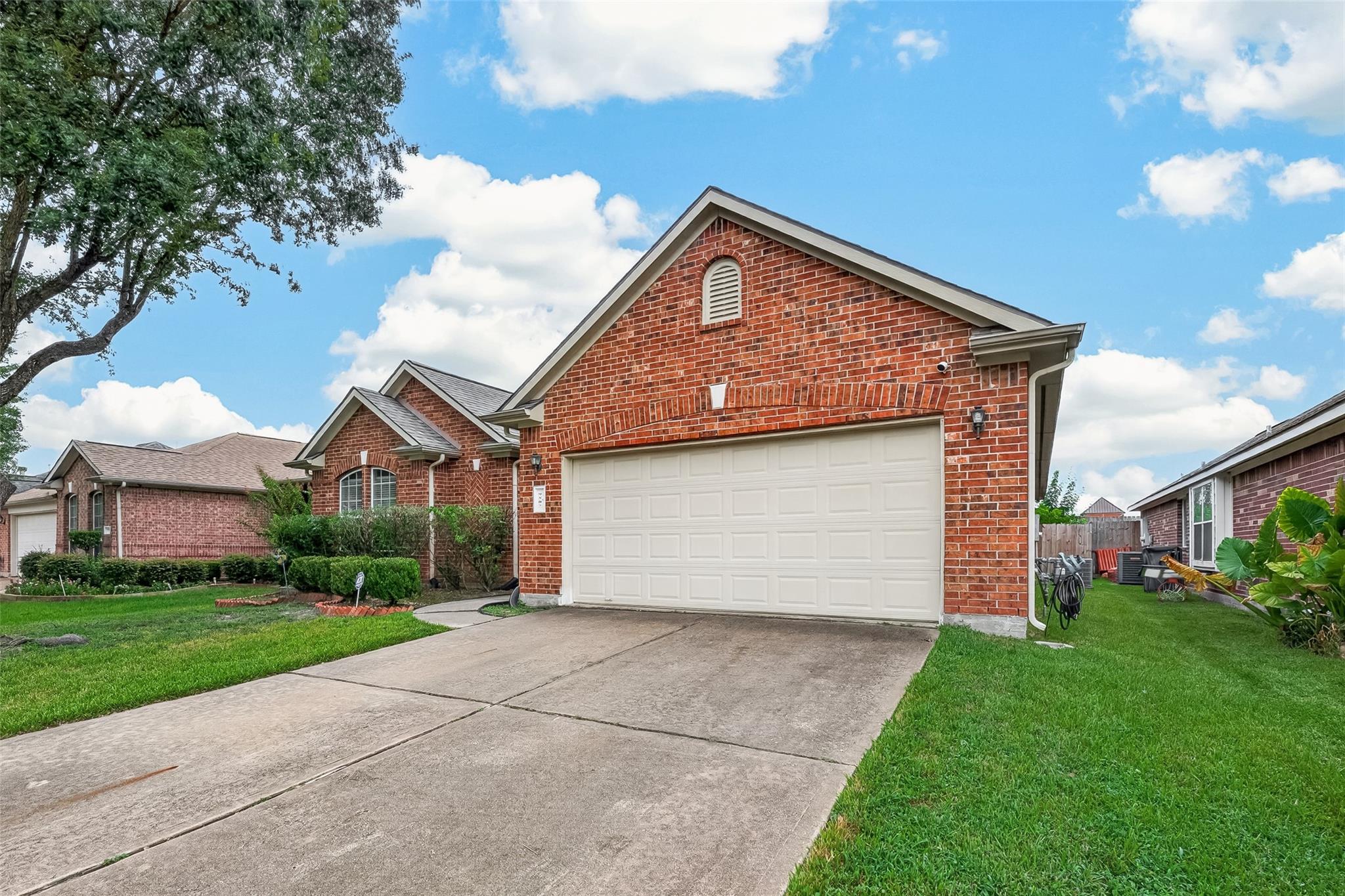 9507 Carsonmont Lane
