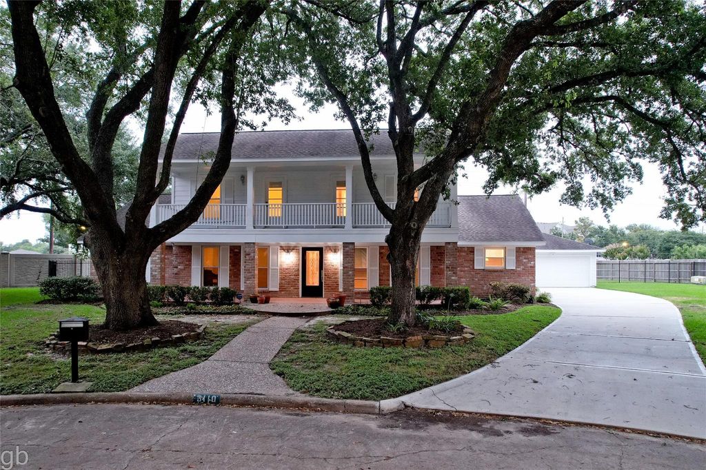 Photo of 3110 Chippendale Court, Sugar Land, TX 77478 (MLS # 9099838)