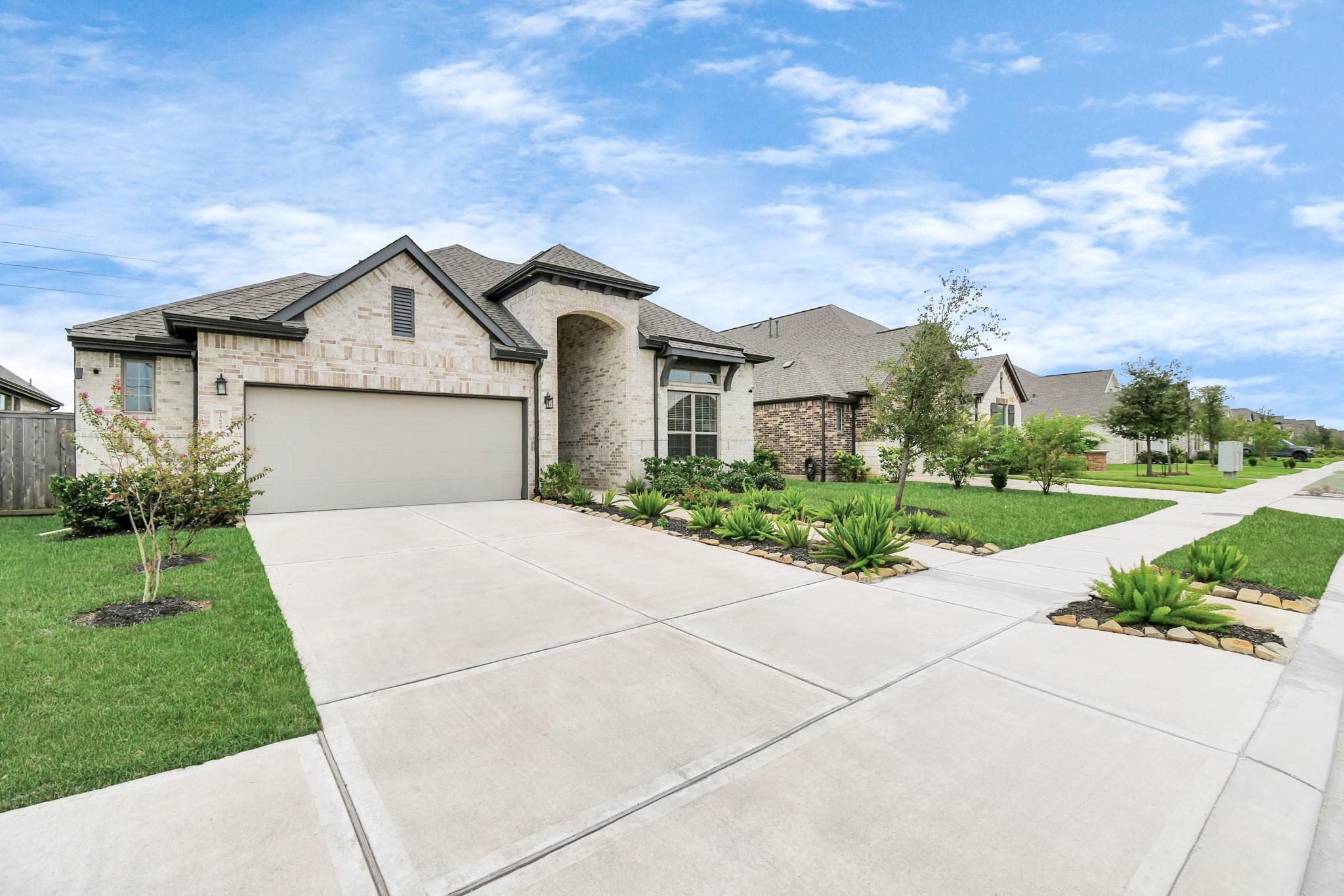 10606 Emory Park