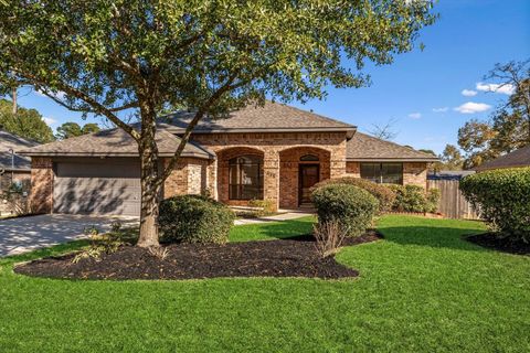 Photo of 215 Deep Dale Lane, Conroe, TX 77304 (MLS # 8223216)