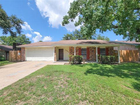 Photo of 16810 Glamis Lane, Houston, TX 77084 (MLS # 45954295)