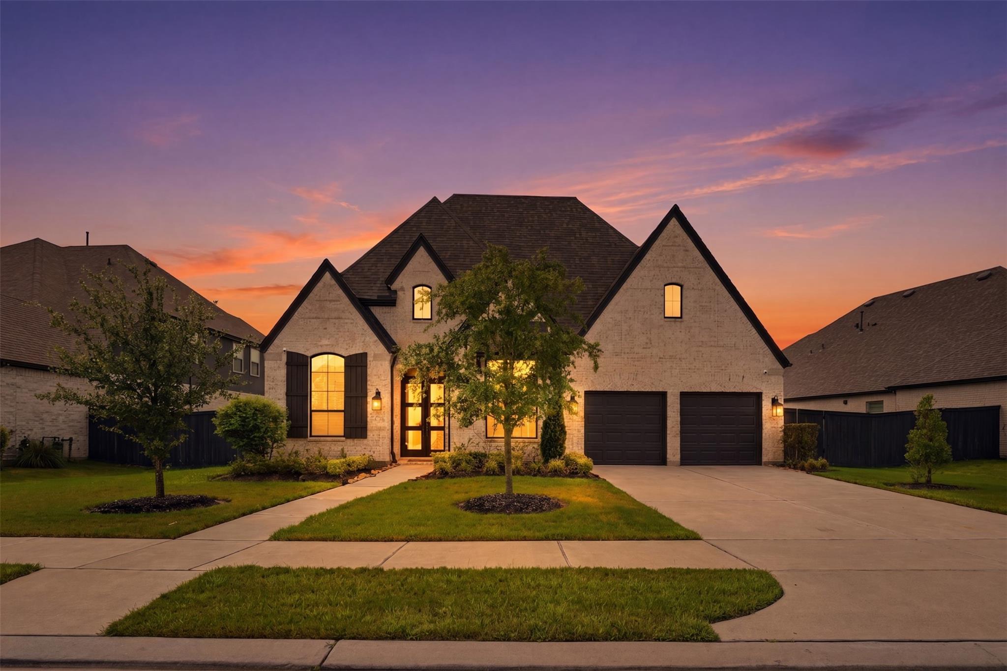 2506 Texas Orange Trail