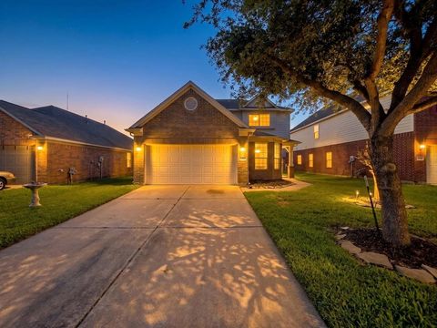 Photo of 2322 Alcove Foster Court, Fresno, TX 77545 (MLS # 20775168)