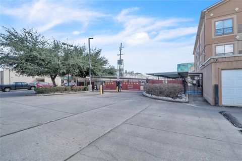 Photo of 6633 W Sam Houston Parkway S #1G, Houston, TX 77072 (MLS # 77654962)