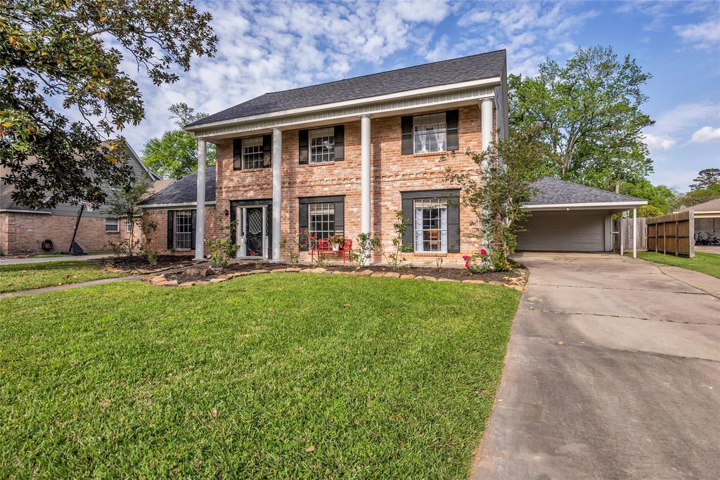 Photo of 19706 Hurst Wood Drive, Humble, TX 77346 (MLS # 28579970)