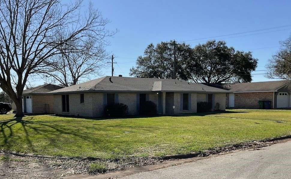 1501 Azalea Street