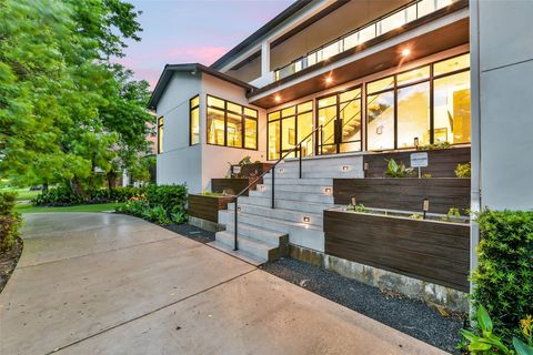 Photo of 5015 S Braeswood Boulevard, Houston, TX 77096 (MLS # 11109724)