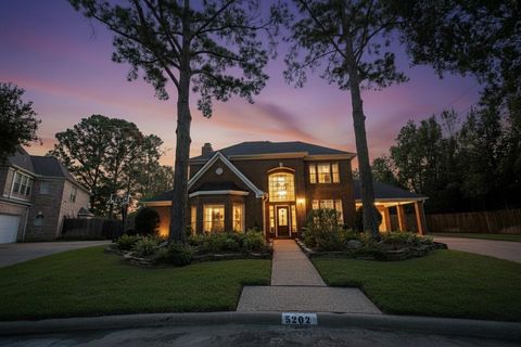 Photo of 5202 Summer Snow Drive, Houston, TX 77041 (MLS # 57852232)