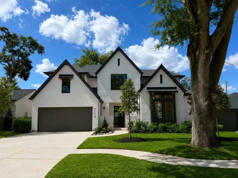 Photo of 9710 Larston Street, Houston, TX 77055 (MLS # 97057321)