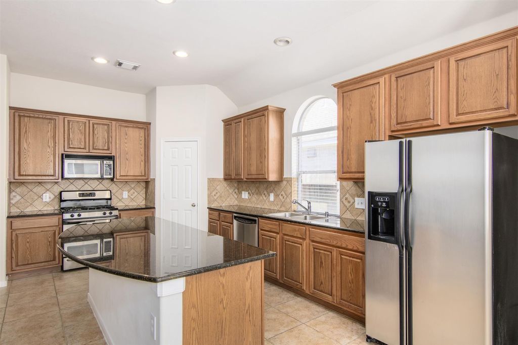 Photo of 25609 Tiverton Forest Court, Porter, TX 77365 (MLS # 86812445)