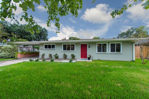 Photo of 10613 Willowgrove Drive, Houston, TX 77035 (MLS # 55280784)