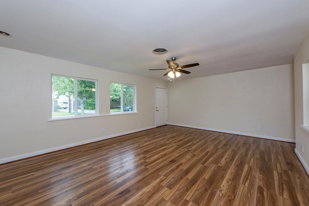 Photo of 10613 Willowgrove Drive, Houston, TX 77035 (MLS # 55280784)