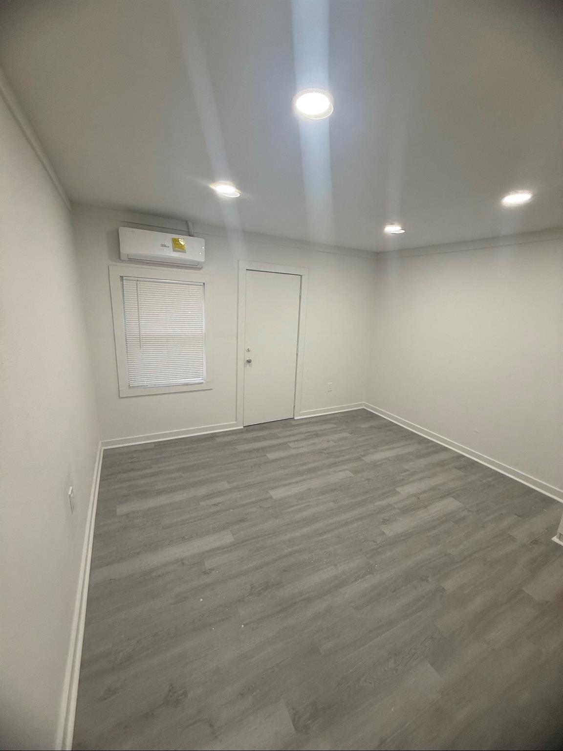 1009 Thomas Boulevard