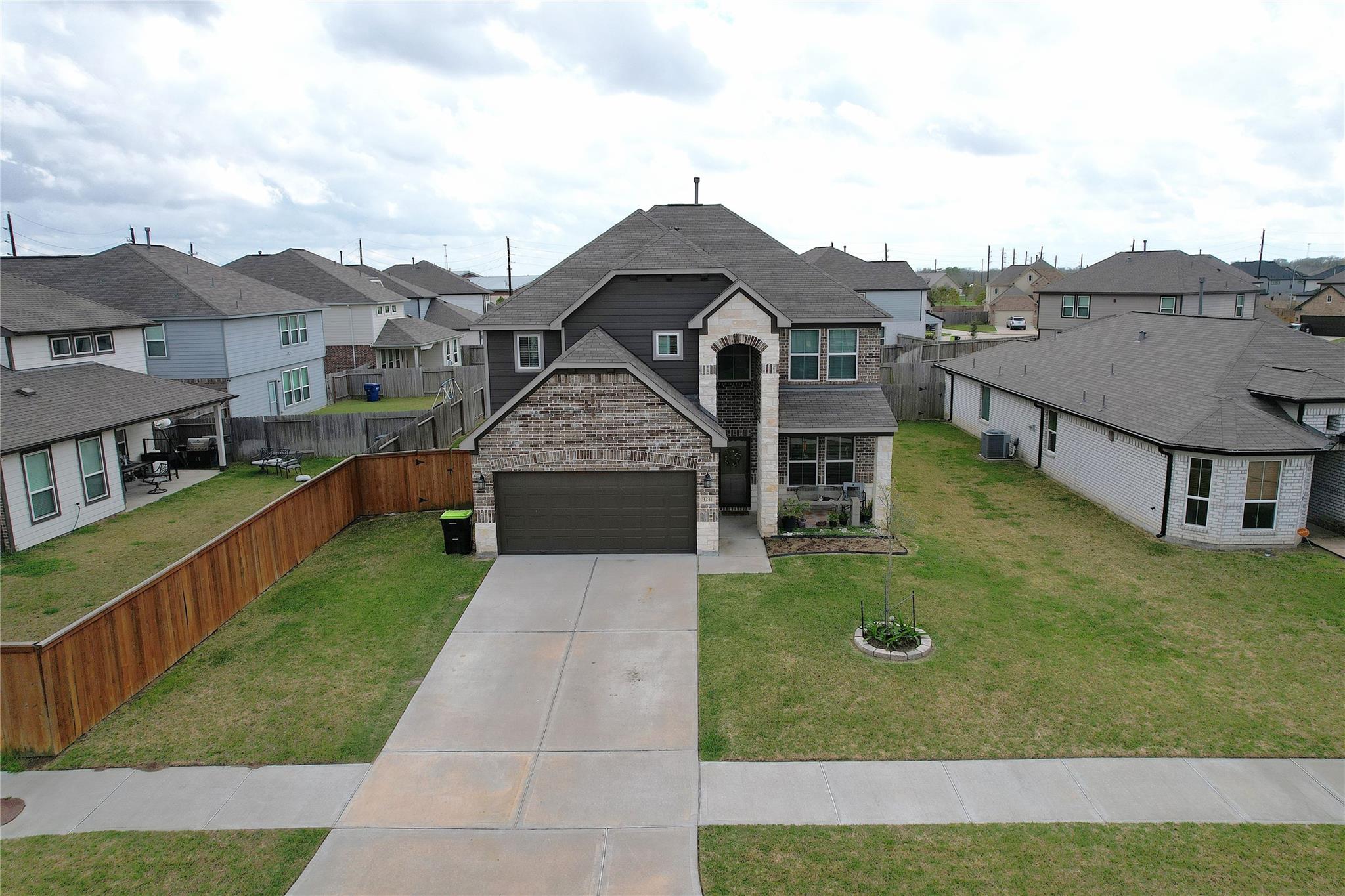 3231 Owl Hollow Drive