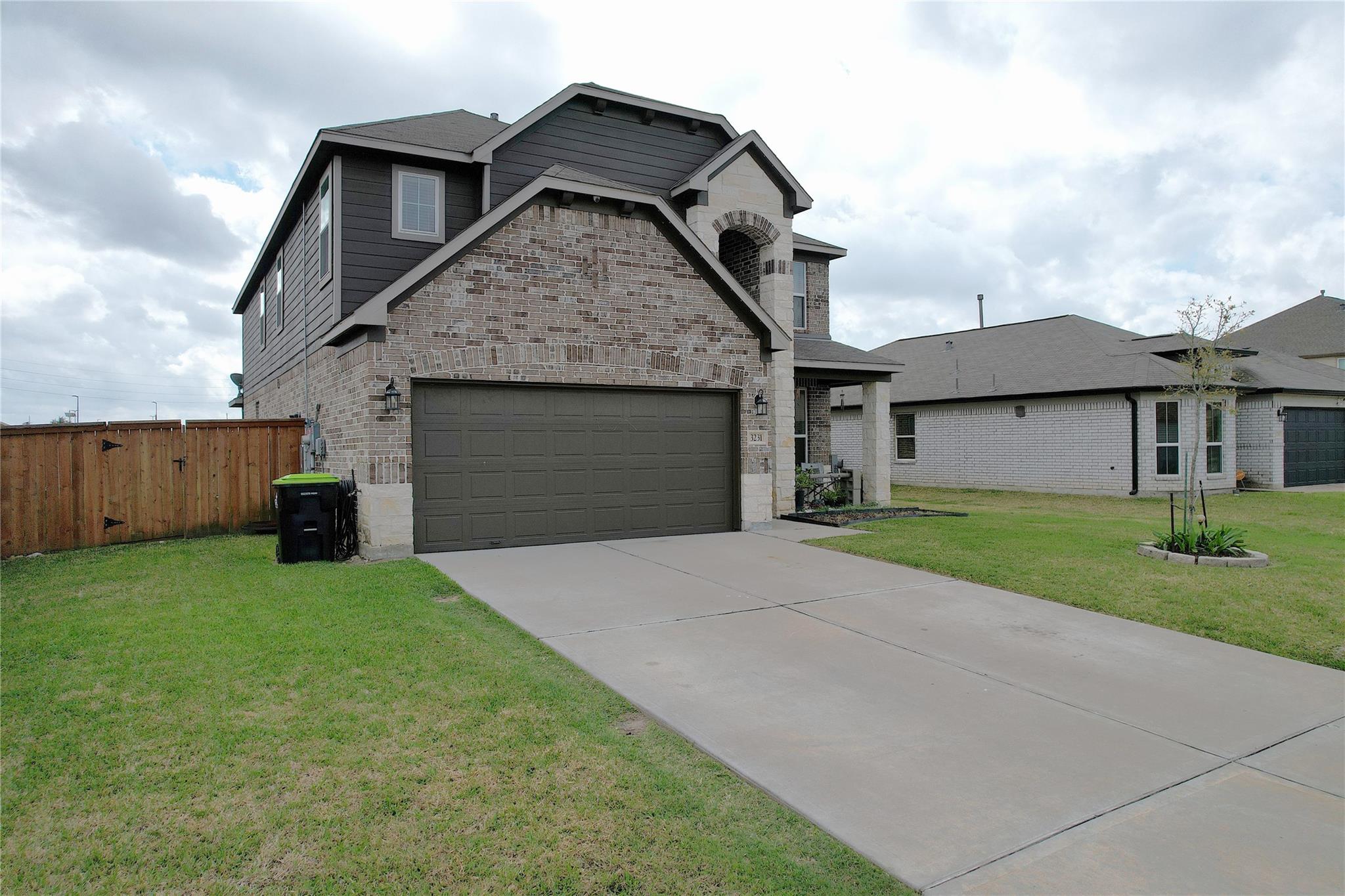 3231 Owl Hollow Drive