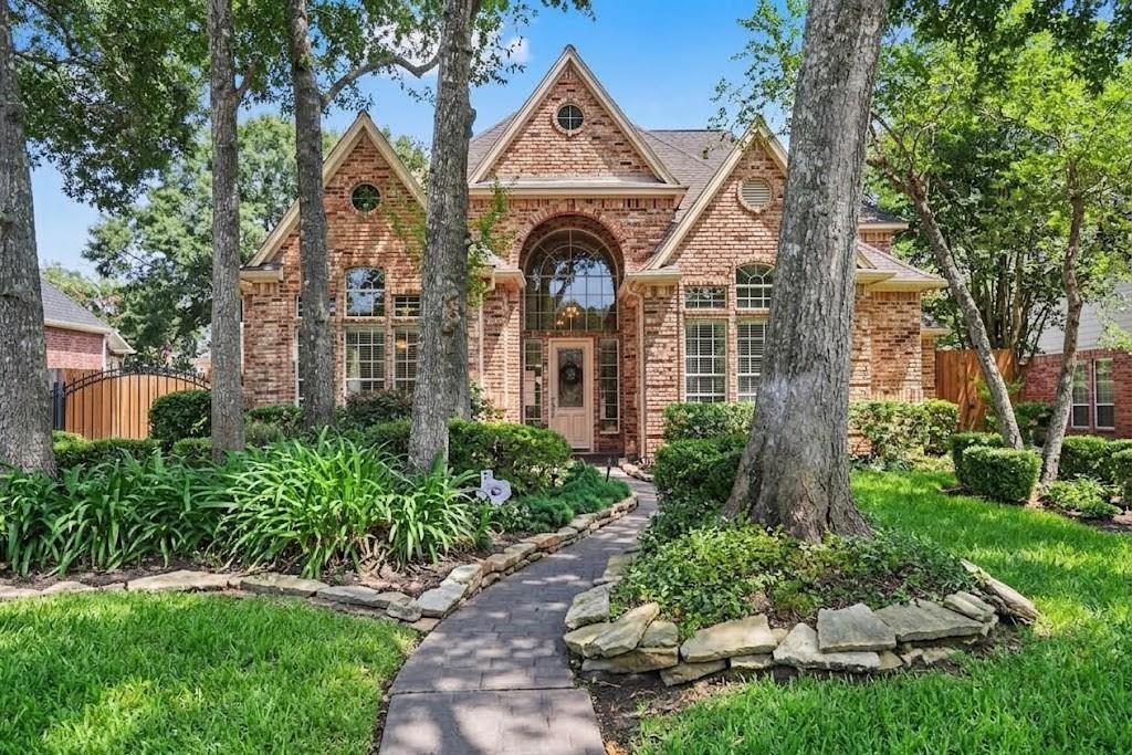 3411 Fir Forest Drive