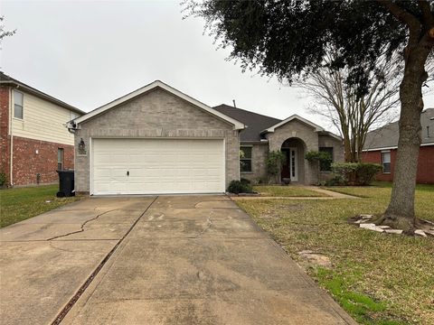 Photo of 5218 Meadow Canyon Drive, Sugar Land, TX 77479 (MLS # 86183788)