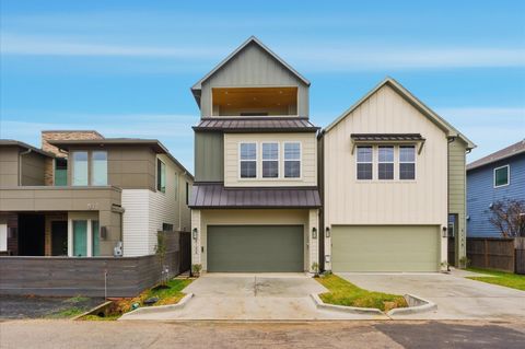 Photo of 815 Lawrence Street, Houston, TX 77007 (MLS # 93385395)