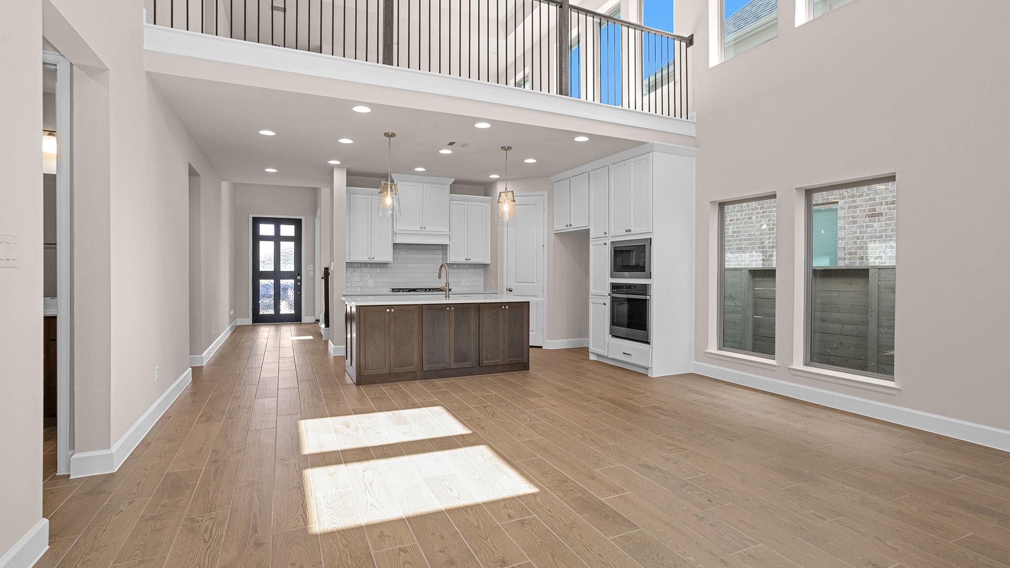 6725 Hillside View Lane