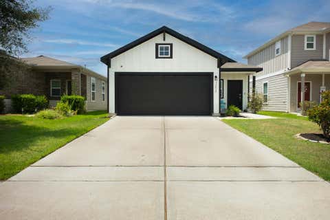 Photo of 14539 Maple Field Dr DR, Houston, TX 77069 (MLS # 66623214)