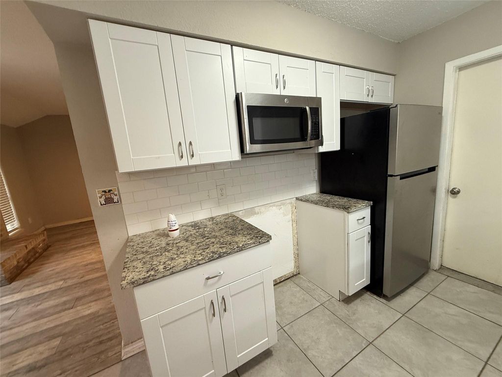 Photo of 2806 Ashley Street, La Marque, TX 77568 (MLS # 95088426)