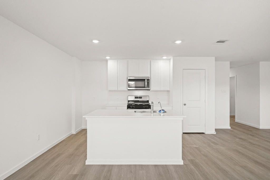 3016 Helios Haven