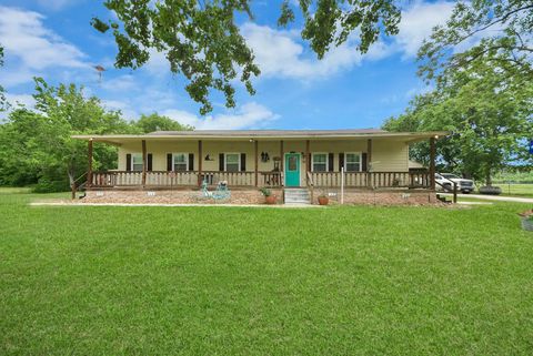 Photo of 86 County Road 6057, Dayton, TX 77535 (MLS # 84153075)