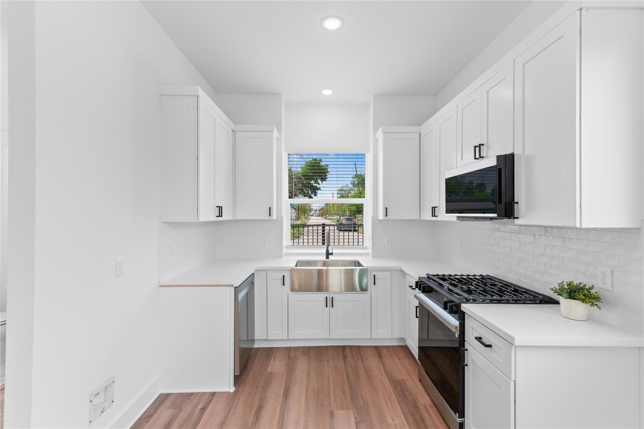 6186 Eastland Street A-B