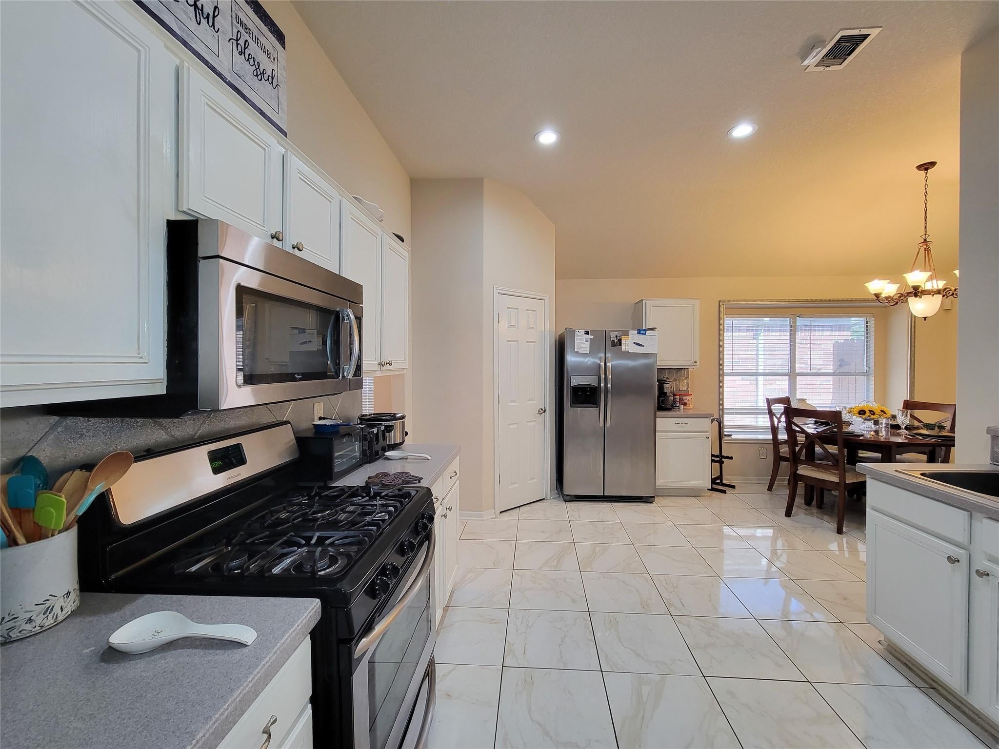 20422 Jasmine Leaf Trail
